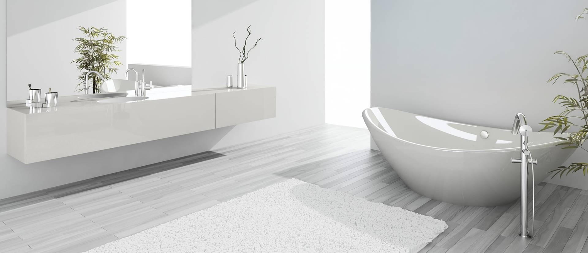 Modernes, minimalistisches Badezimmer mit freistehender weißer Badewanne, schwimmendem Waschtisch mit Doppelwaschbecken, großen Spiegeln, Topfpflanzen, dekorativen Zweigen, Holzboden und weißem Strukturteppich. Helle und luftige Atmosphäre. Modernes, minimalistisches Badezimmer mit freistehender weißer Badewanne, schwimmendem Waschtisch mit Doppelwaschbecken, großen Spiegeln, Topfpflanzen, dekorativen Zweigen, Holzboden und weißem Strukturteppich. Helle und luftige Atmosphäre.